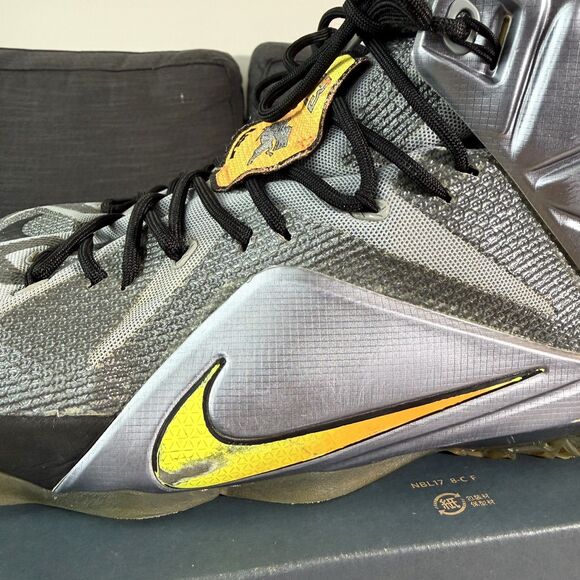 Nike LeBron XII 12 Flight Wolf Grey/Citrus 684593-080 Basketball Men\'s Size 13 main image 12